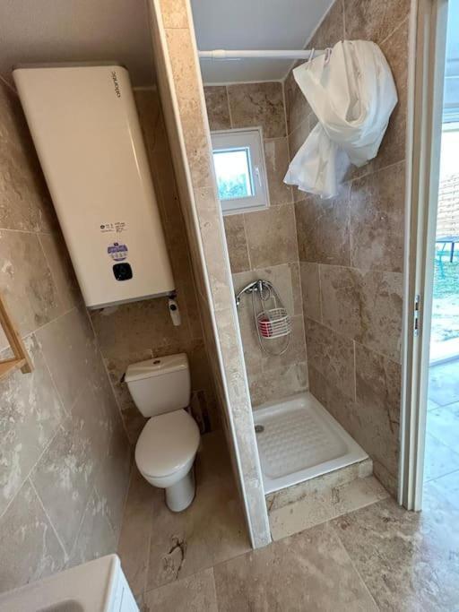 Maison De Vacances En Campagne Cavaillon Εξωτερικό φωτογραφία