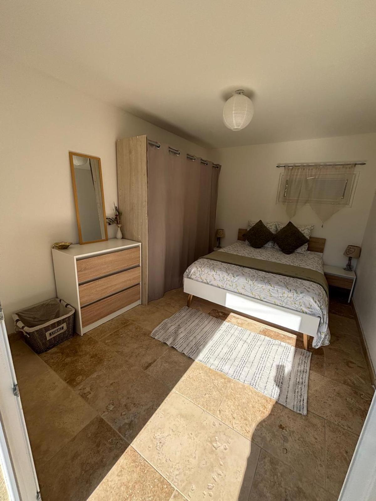 Maison De Vacances En Campagne Cavaillon Εξωτερικό φωτογραφία