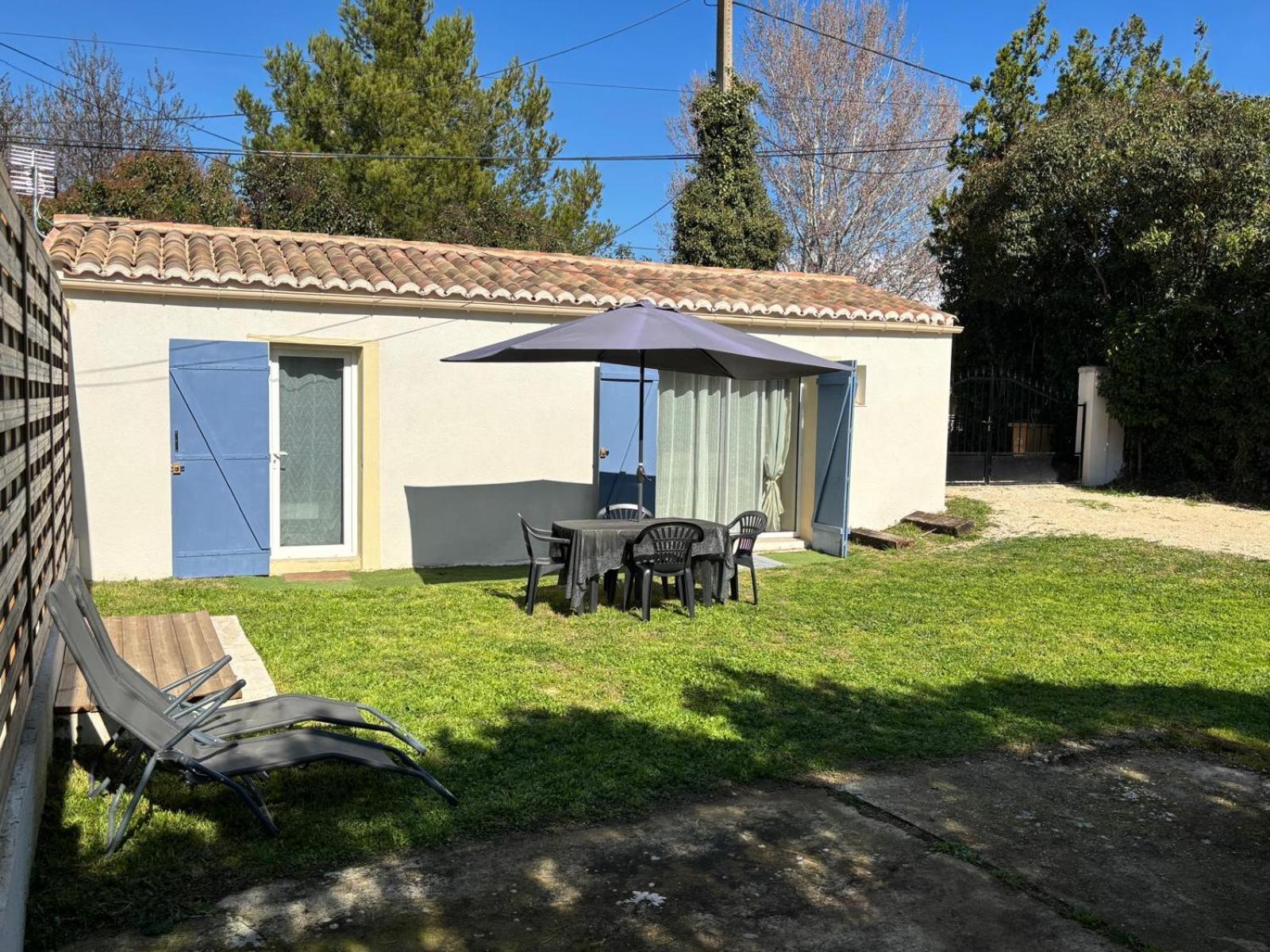 Maison De Vacances En Campagne Cavaillon Εξωτερικό φωτογραφία